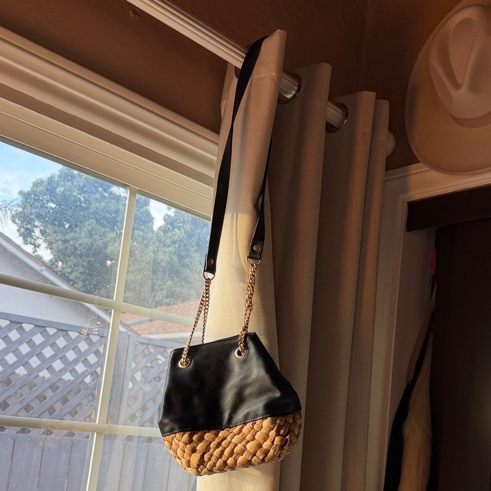Zara Black and Tan Woven Women's Bag